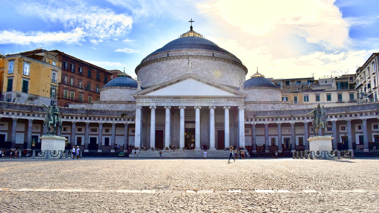 NAPOLI